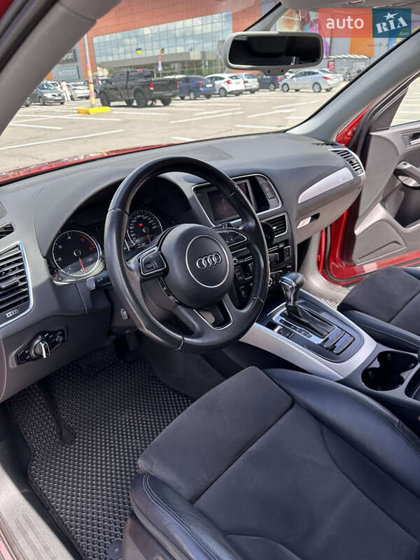 Внедорожник / Кроссовер Audi Q5 2014 в Решетиловке