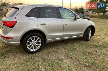 Внедорожник / Кроссовер Audi Q5 2012 в 