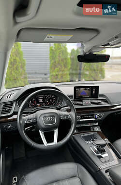 Внедорожник / Кроссовер Audi Q5 2019 в 