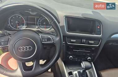 Внедорожник / Кроссовер Audi Q5 2017 в 