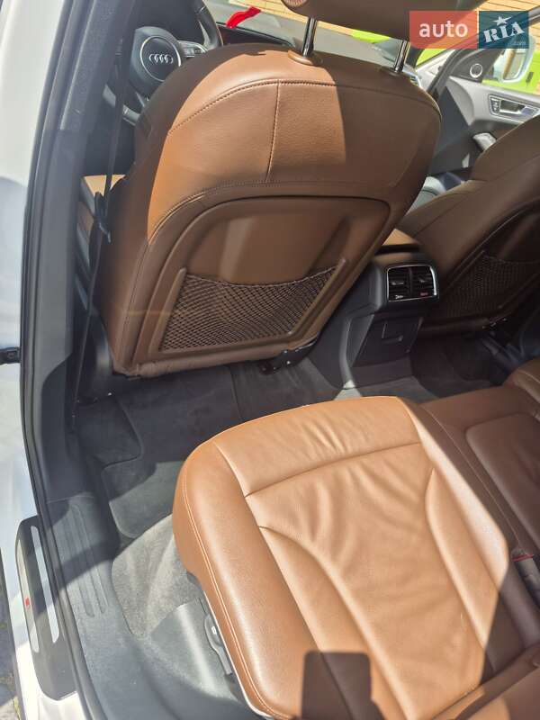 Позашляховик / Кросовер Audi Q5 2017 в Луцьку