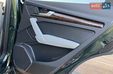 Внедорожник / Кроссовер Audi Q5 2017 в 