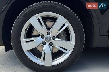 Внедорожник / Кроссовер Audi Q5 2018 в 