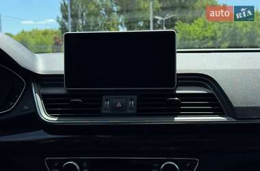 Внедорожник / Кроссовер Audi Q5 2018 в 