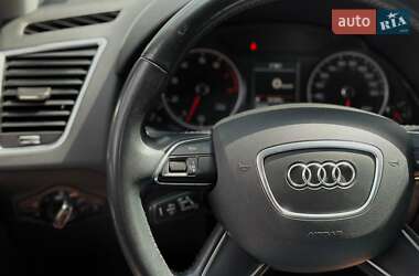 Внедорожник / Кроссовер Audi Q5 2015 в 