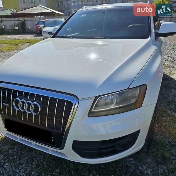 Внедорожник / Кроссовер Audi Q5 2010 в Киеве