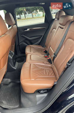 Внедорожник / Кроссовер Audi Q5 2011 в 