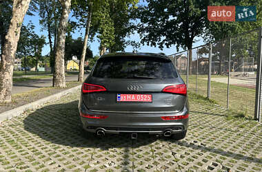 Внедорожник / Кроссовер Audi Q5 2016 в 