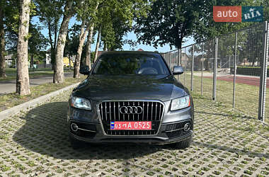 Внедорожник / Кроссовер Audi Q5 2016 в 