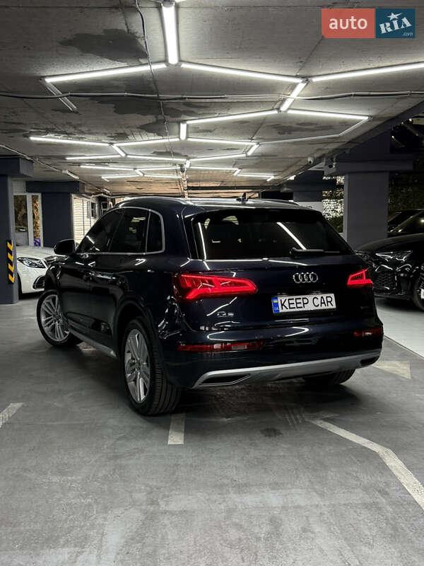 Внедорожник / Кроссовер Audi Q5 2019 в Одессе