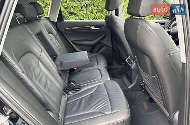 Внедорожник / Кроссовер Audi Q5 2015 в 