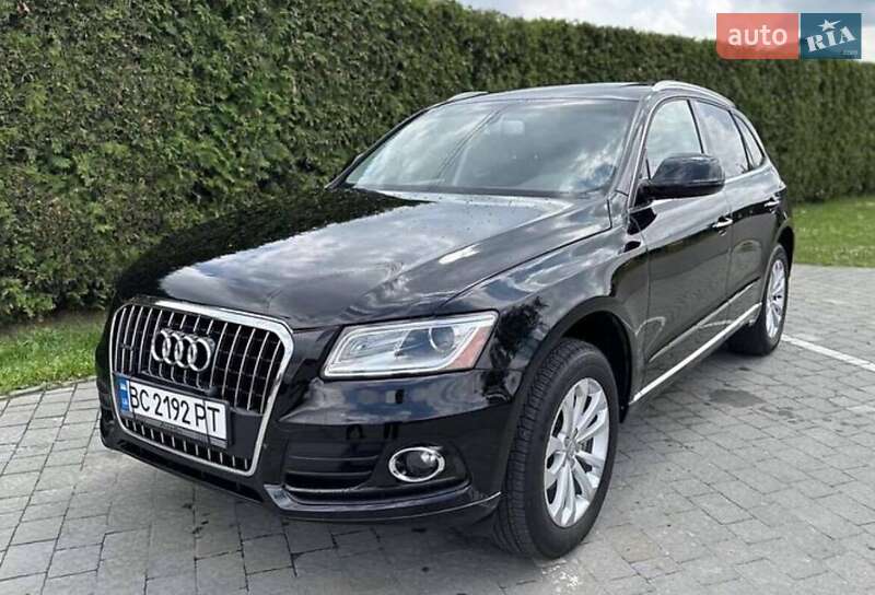 Внедорожник / Кроссовер Audi Q5 2015 в 