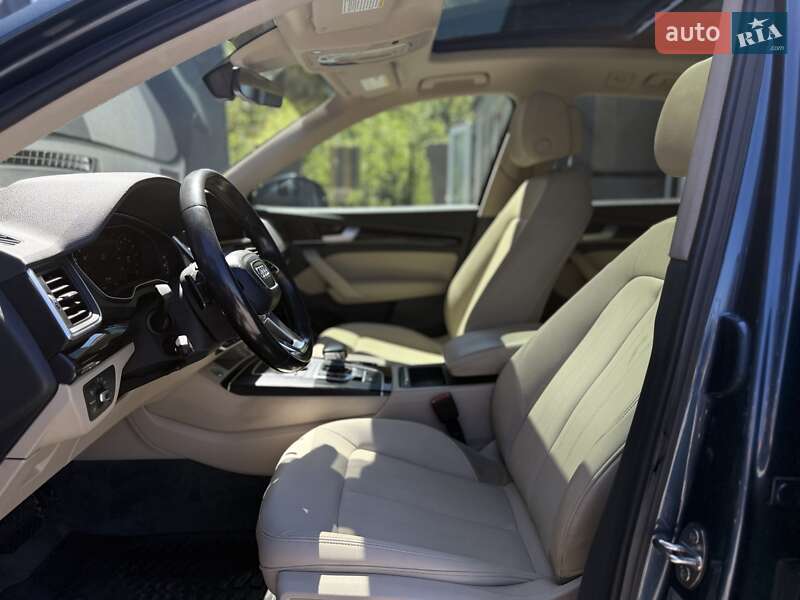 Внедорожник / Кроссовер Audi Q5 2018 в Львове