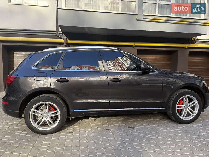 Позашляховик / Кросовер Audi Q5 2016 в Івано-Франківську