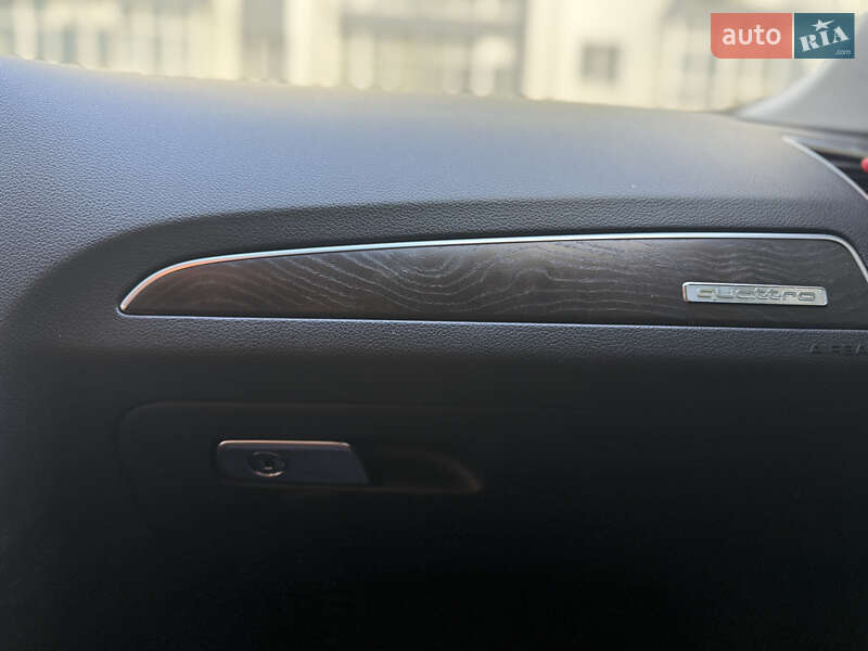 Позашляховик / Кросовер Audi Q5 2016 в Івано-Франківську