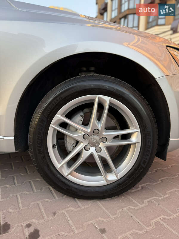 Внедорожник / Кроссовер Audi Q5 2014 в Киеве