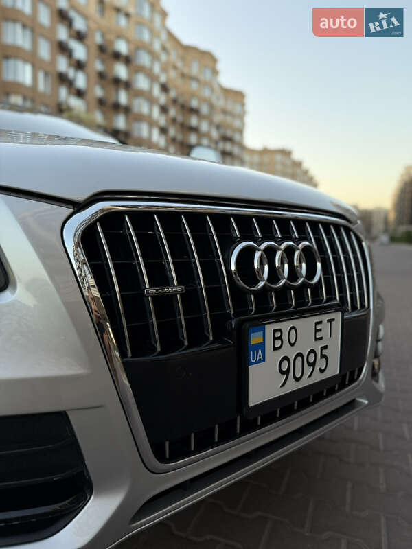 Внедорожник / Кроссовер Audi Q5 2014 в Киеве