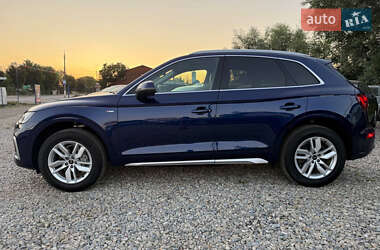 Внедорожник / Кроссовер Audi Q5 2022 в 