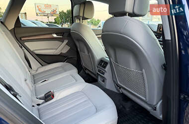 Внедорожник / Кроссовер Audi Q5 2022 в 