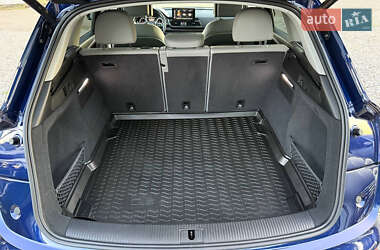 Внедорожник / Кроссовер Audi Q5 2022 в 