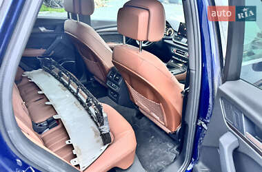 Внедорожник / Кроссовер Audi Q5 2022 в 