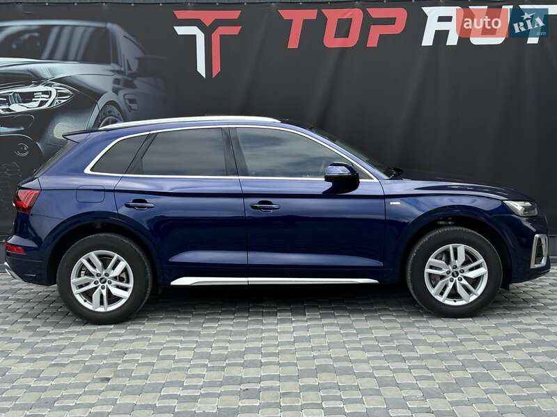 Внедорожник / Кроссовер Audi Q5 2022 в Львове
