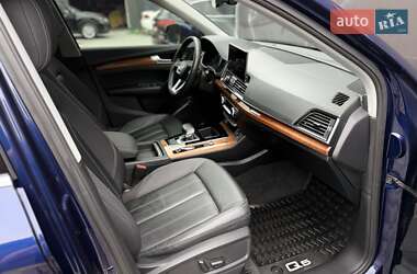 Внедорожник / Кроссовер Audi Q5 2022 в 