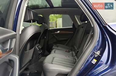 Внедорожник / Кроссовер Audi Q5 2022 в 