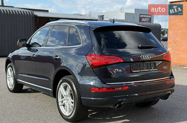 Внедорожник / Кроссовер Audi Q5 2016 в 