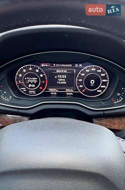 Внедорожник / Кроссовер Audi Q5 2017 в 