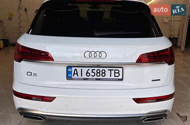 Внедорожник / Кроссовер Audi Q5 2022 в 