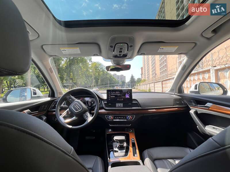 Позашляховик / Кросовер Audi Q5 2022 в Києві
