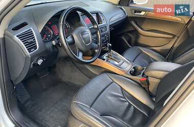 Позашляховик / Кросовер Audi Q5 2012 в 