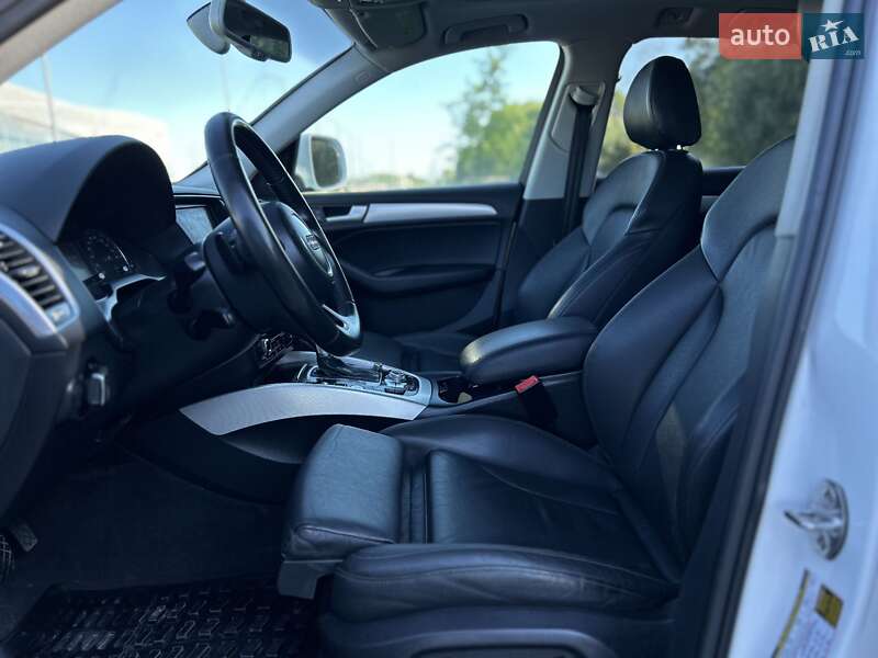 Позашляховик / Кросовер Audi Q5 2013 в Львові