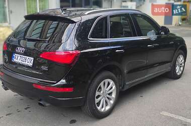 Внедорожник / Кроссовер Audi Q5 2016 в 