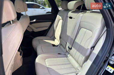Внедорожник / Кроссовер Audi Q5 2022 в 