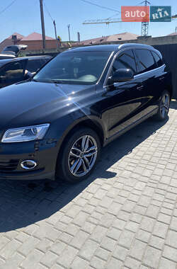 Внедорожник / Кроссовер Audi Q5 2013 в 