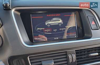 Внедорожник / Кроссовер Audi Q5 2015 в 