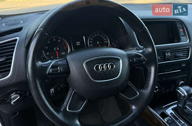 Внедорожник / Кроссовер Audi Q5 2015 в 