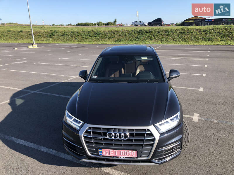 Внедорожник / Кроссовер Audi Q5 2018 в Львове