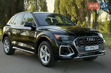 Внедорожник / Кроссовер Audi Q5 2023 в 