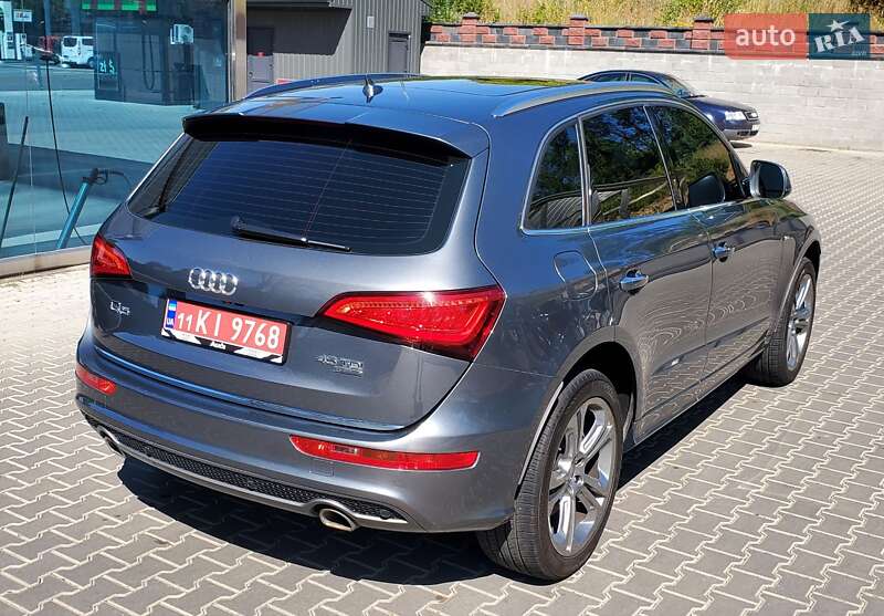 Позашляховик / Кросовер Audi Q5 2015 в Рівному