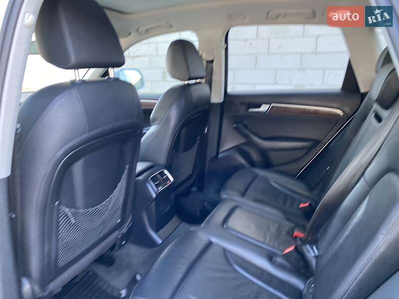 Внедорожник / Кроссовер Audi Q5 2014 в Хусте