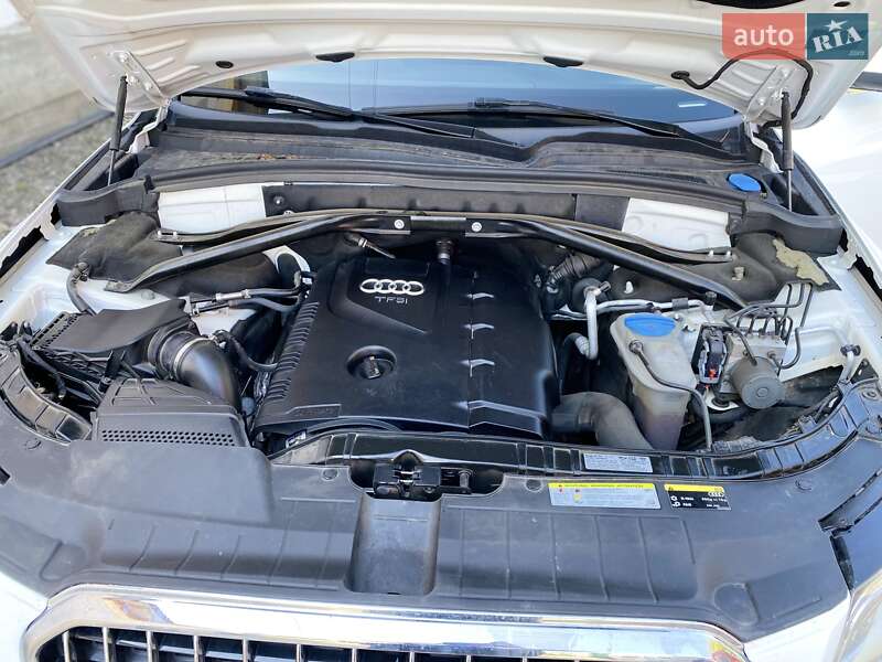Внедорожник / Кроссовер Audi Q5 2014 в Хусте