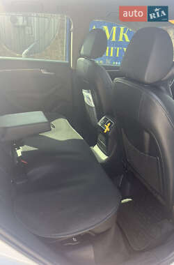 Внедорожник / Кроссовер Audi Q5 2009 в 