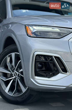 Внедорожник / Кроссовер Audi Q5 2021 в Дрогобыче