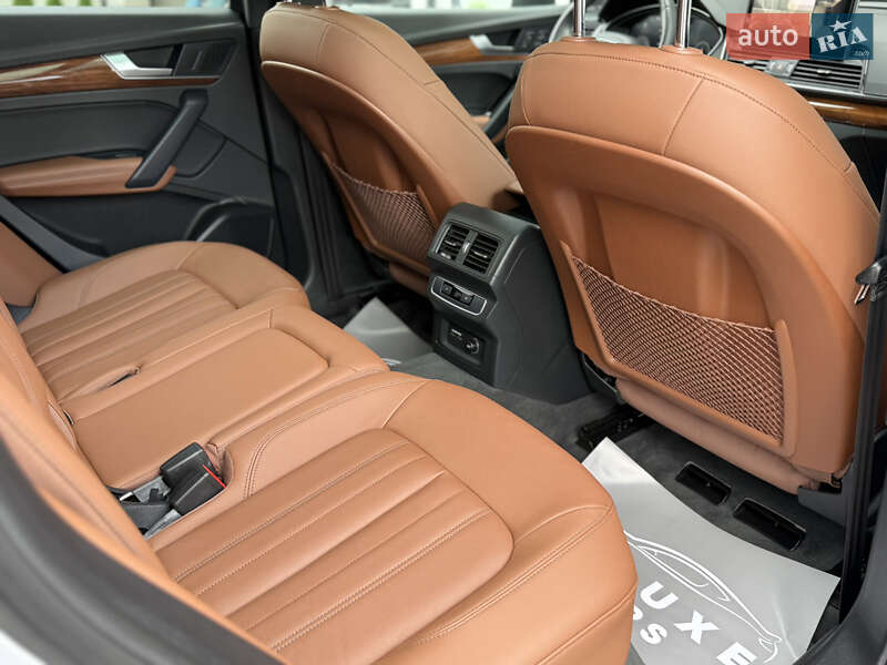 Внедорожник / Кроссовер Audi Q5 2022 в Дрогобыче