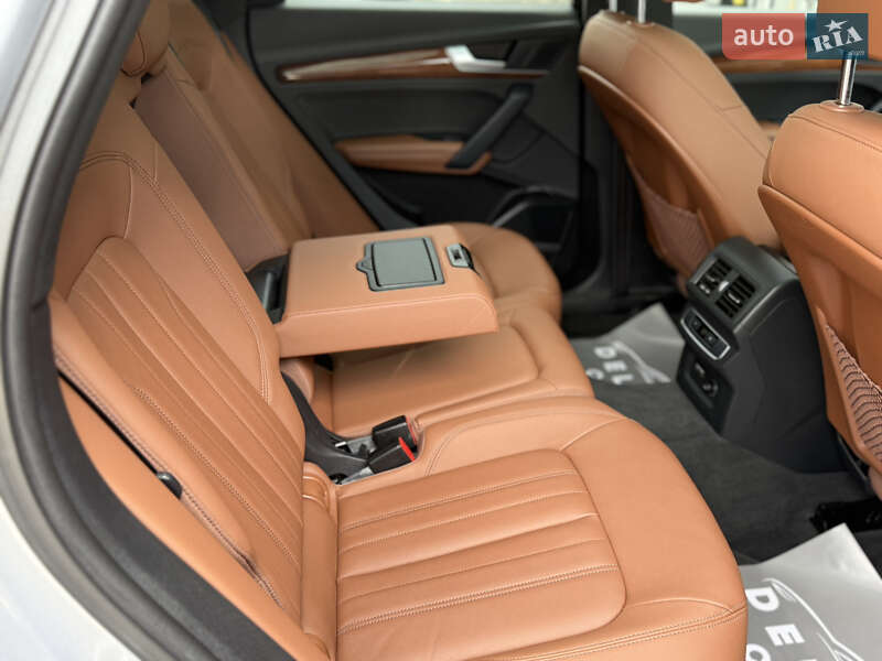 Внедорожник / Кроссовер Audi Q5 2022 в Дрогобыче