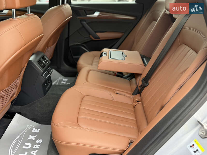 Внедорожник / Кроссовер Audi Q5 2022 в Дрогобыче