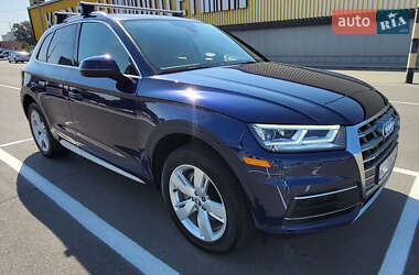 Позашляховик / Кросовер Audi Q5 2019 в Києві